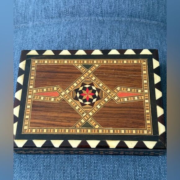 Vintage Turkish/Arabic Marquetry Wooden Trinket/Jewlery Box. Unisex. - Picture 1 of 6